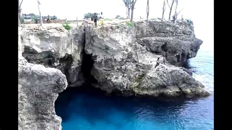 Fun in Negril Jamaica: Jumping of the Cliffs at Rick's Cafe! Cliff Jumping!!! - YouTube