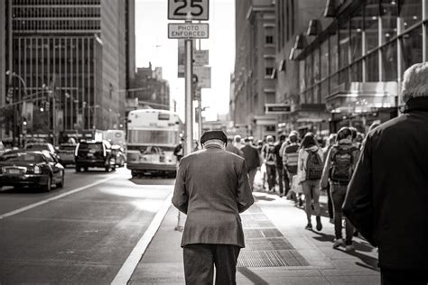 To Do or Not To Do: Staging a Scene in Street Photography | Contrastly