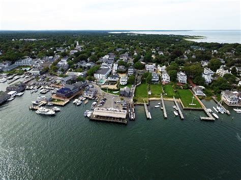 Cruising to Edgartown, MA - Oyster Harbors Marine