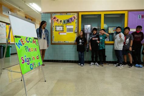 Oakland Unified’s school calendar makes childcare difficult, parents say