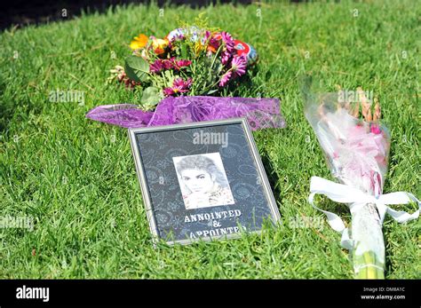 Michael Jackson Gravesite