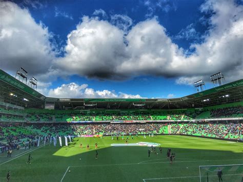 Fc Groningen Stadion / Euroborg Stadium - FC Groningen | Football Tripper - Fc groningen is een ...