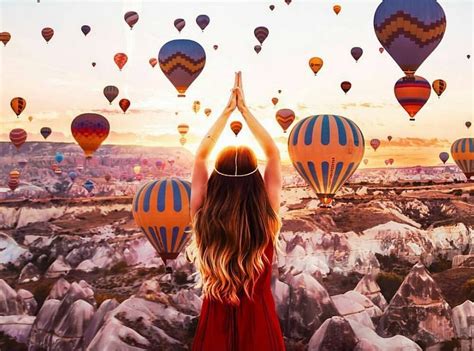 15 Stunning Photos of a Balloon Flying Paradise