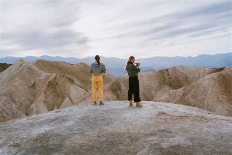 Zabriskie Point Death Valley View – How to Visit the Best View in Death ...