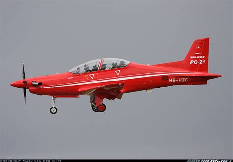 Pilatus PC-21 - Pilatus | Aviation Photo #1388686 | Airliners.net