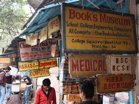 Hello Talalay: Book Stalls In Kolkata