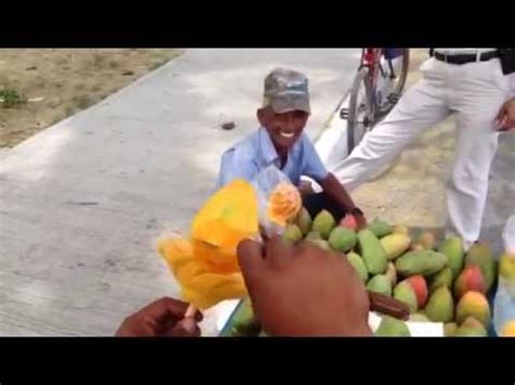 How to Cut a Mango Into a Flower Shape