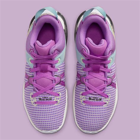 Nike LeBron Witness 7 "Purple Pastel" DM1123-500 | SneakerNews.com