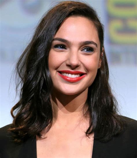 Gal Gadot - Celebrity biography, zodiac sign and famous quotes