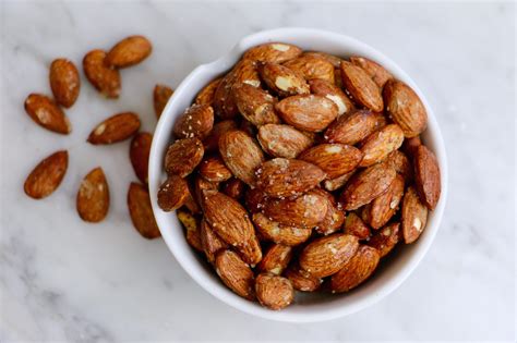 Sweet N' Salty Roasted Almonds + More Healthy Holiday Snacks - Whitney ...