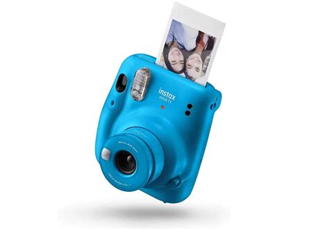 Fujifilm: Instax arrives in commercial galleries