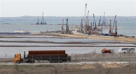 Ukraine may demand compensation for loss due to Kerch bridge construction – media | UNIAN