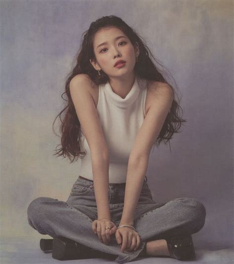 IU LILAC PHOTOSHOOT in 2021 | Photoshoot, Iu fashion, Kpop girls