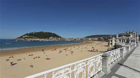 Playa de la Concha | San Sebastián, Spain | Sights - Lonely Planet