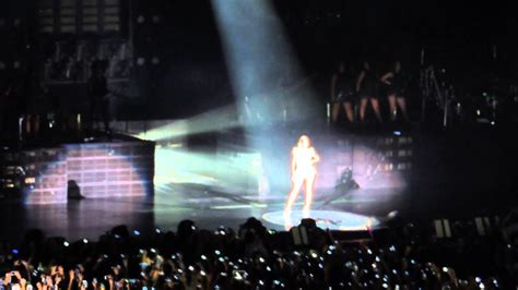 Beyonce - Run the world. (live) [Mexico] - YouTube