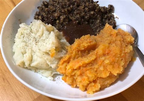 Resep enak Burn’s night supper - Haggis, neeps and tatties - Resep ...