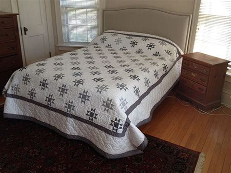 Quilt -- gorgeous carefully made Amish Quilts from Lancaster (hs6526) | Country quilts, Amish ...