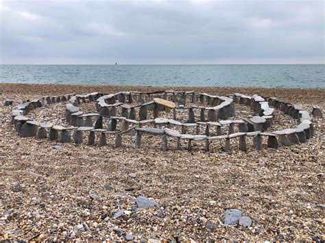 Mystery sculpture appears on beach - South Devon News | SouthHams.com