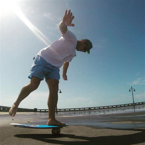 Surf 33 Balance Board With Roller | Balance Trainer | Vewdo.com ...