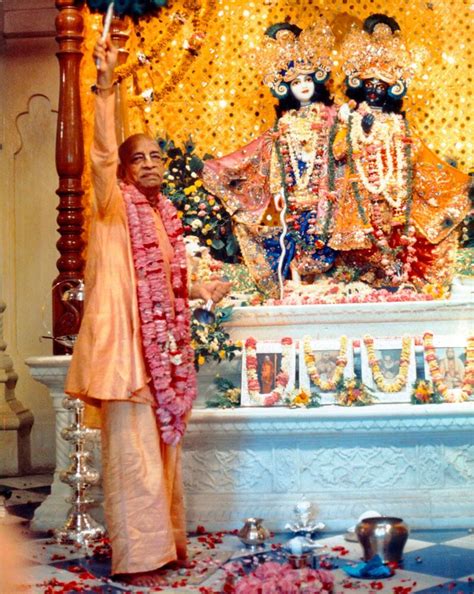 Srila Prabhupada at Krishna Balarama Temple Opening Aratik