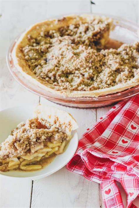 Country Apple Crisp Pie Recipe - Back Road Bloom