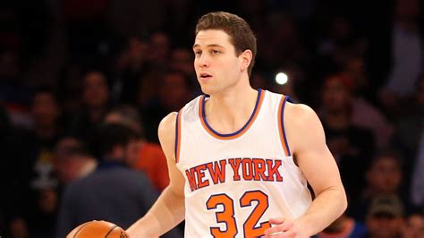 Jimmer Fredette signs with Yao Ming's Shanghai Sharks - The Dream Shake