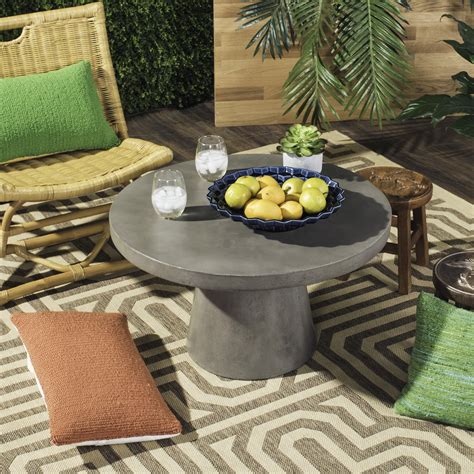 50+ round wicker outdoor coffee table Coffee table outdoor concrete ...