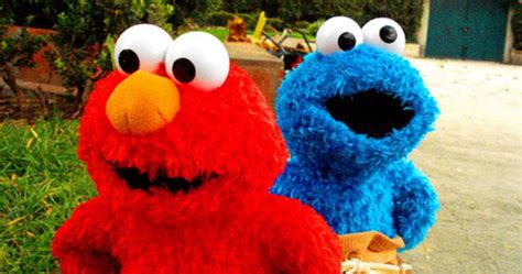 Elmo And Cookie Monster Wallpaper ~ Elmo Wallpaper (56+ Images) | goawall