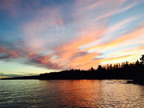 North Shore -Lake Superior north of Duluth, Minnesota. Fall sunset | Lake superior, Sunset, Most ...