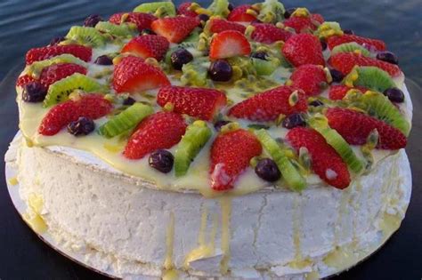 Pavlova With Lemon Cream and Berries Recipe - Food.com