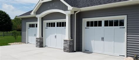 Fiberglass, Composite, & Vinyl Garage Doors - PDQ Door