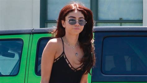 Sarah Hyland Goes Back to Red Hair for Final ‘Modern Family’ Season ...