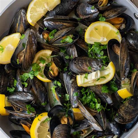 Mussels Recipe White Wine Garlic