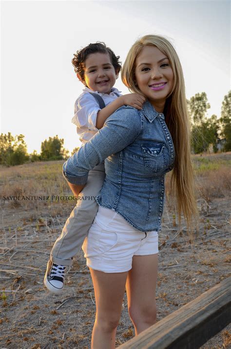 mommy and me photo shoot Family Session, Family Pictures, My Pictures, Mommy And Me Photo Shoot ...