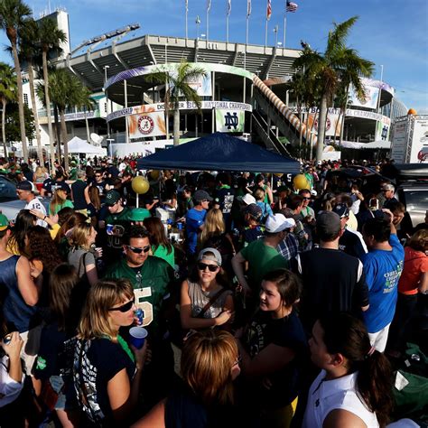 The Best Tailgate Experiences in College Football | News, Scores ...