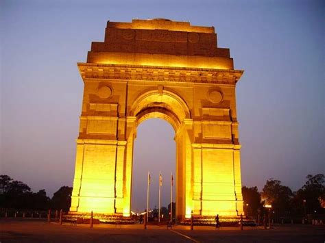 India Gate Delhi – History, Architecture, Visit Timing & Entry Fee