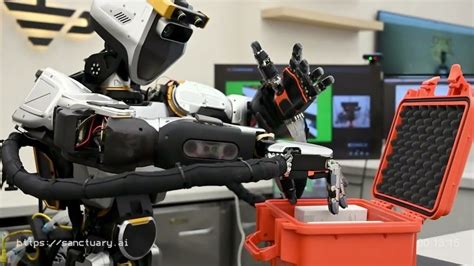 Industrial Design Firm Merphi Explains Challenges of Humanoid Robot Design - Core77