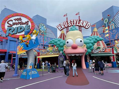 PHOTOS: The Simpsons Ride Reopens with Hand Sanitizing, Physical Distancing, and No Pre-Show at ...