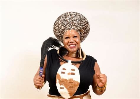 Veteran traditional singer Busi drops another amapiano song – DailyNews