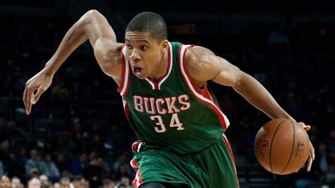 Giannis Antetokounmpo Bucks 2015 Season Highlights Part3 - YouTube