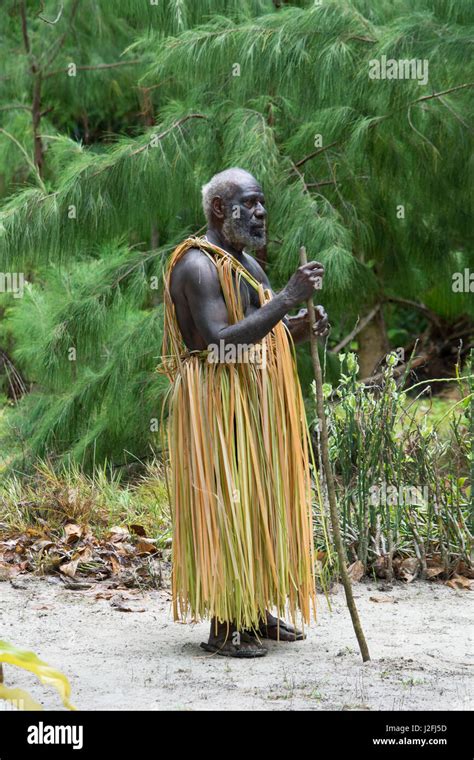 Traditional attire vanuatu hi-res stock photography and images - Alamy