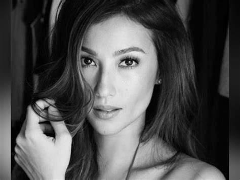 Solenn Heussaff cancels art exhibition