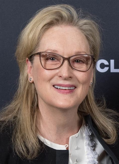 Meryl Streep - Age, Birthday, Bio, Facts & More - Famous Birthdays on ...