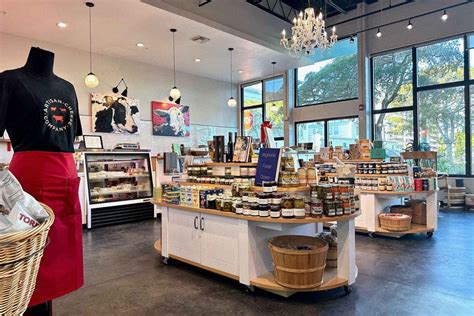 The 10 Most Iconic Cheese Shops in America - OlivCAMP