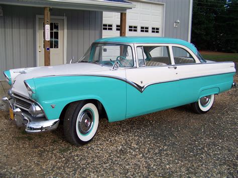 1955 Ford Fairlane | GAA Classic Cars