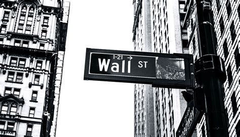 wall-street-sign_1600 - Futurity