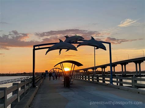 Vilano Beach Fishing Pier – Parents with Passports