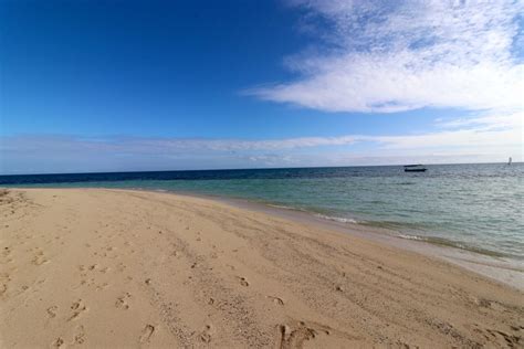 The Curious Case of Castaway Island in Fiji - Holy Smithereens!