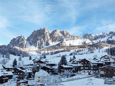 10 Best Ski Resorts in Italy, 2023/24