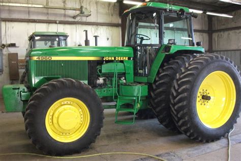 John Deere 4960 Tractors - Row Crop (+100hp) - John Deere MachineFinder